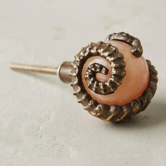 ANTHROPOLOGIE Seahorse Aquatic Resin Knob NWT - Picture 2 of 3